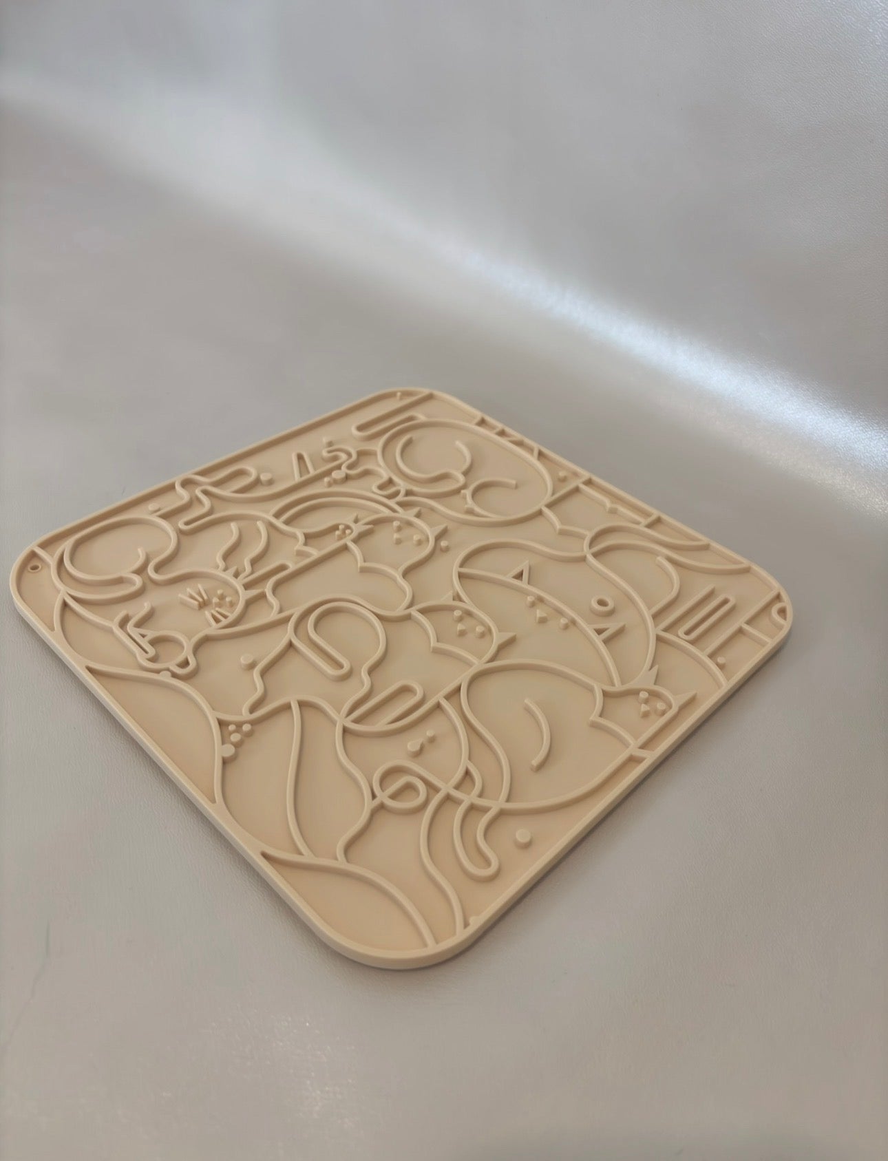 Licki – Le tapis de léchage